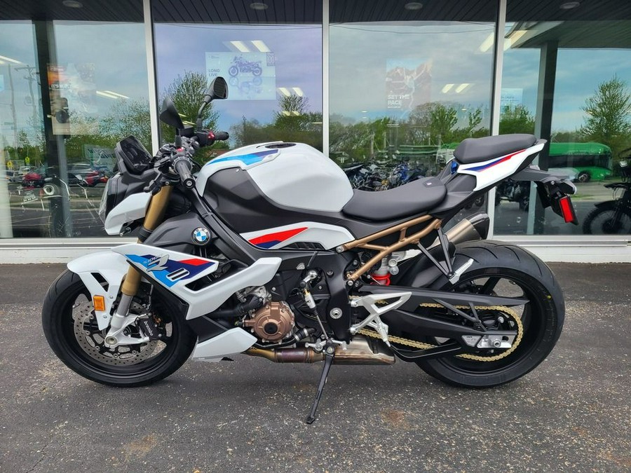 2024 BMW S 1000 R Light White/M Motorsport