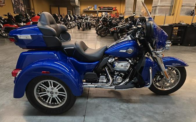 FLHTCUTG 2024 Tri Glide Ultra