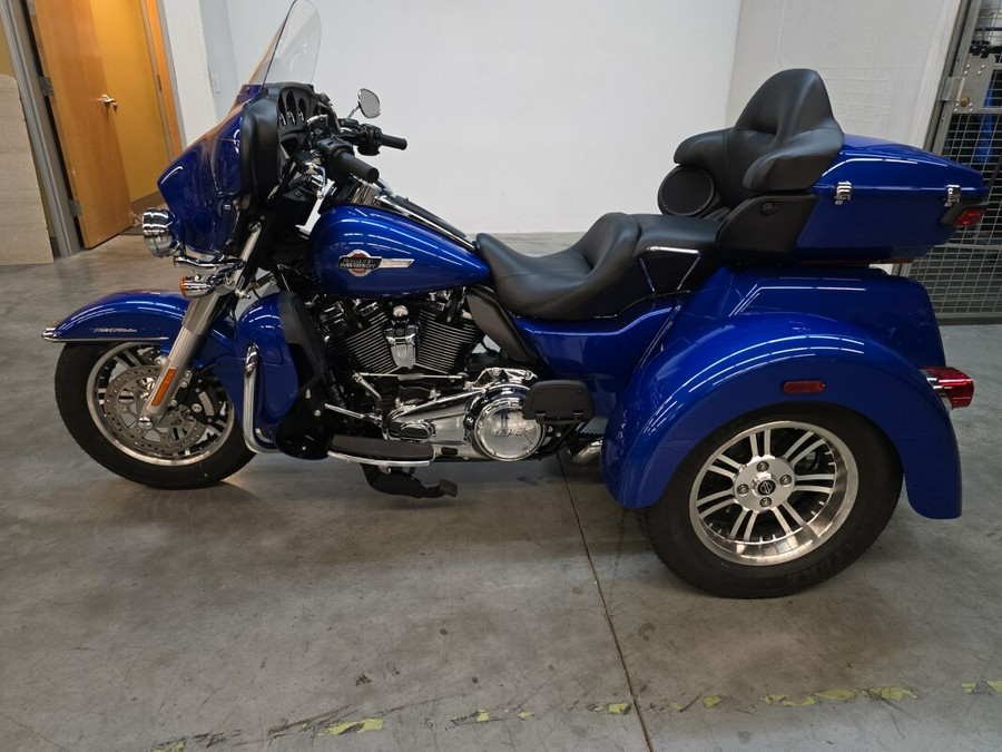 FLHTCUTG 2024 Tri Glide Ultra