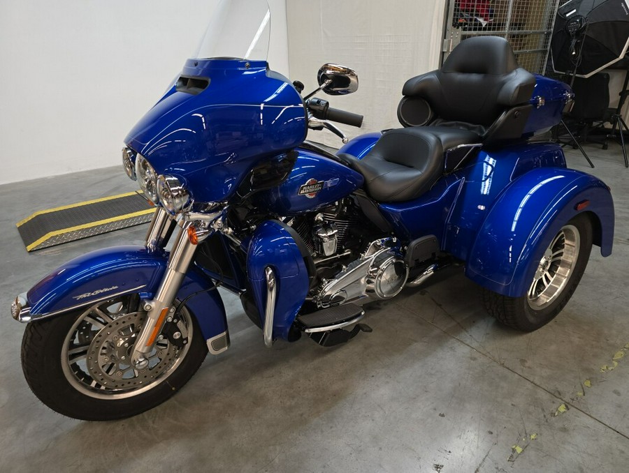 FLHTCUTG 2024 Tri Glide Ultra