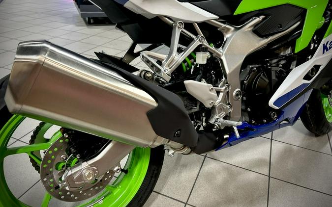 2024 Kawasaki Ninja® ZX™-4RR 40th Anniversary Edition ABS