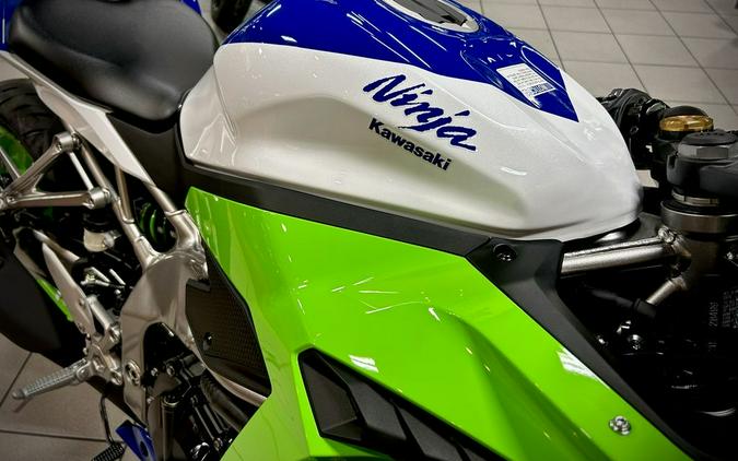 2024 Kawasaki Ninja® ZX™-4RR 40th Anniversary Edition ABS