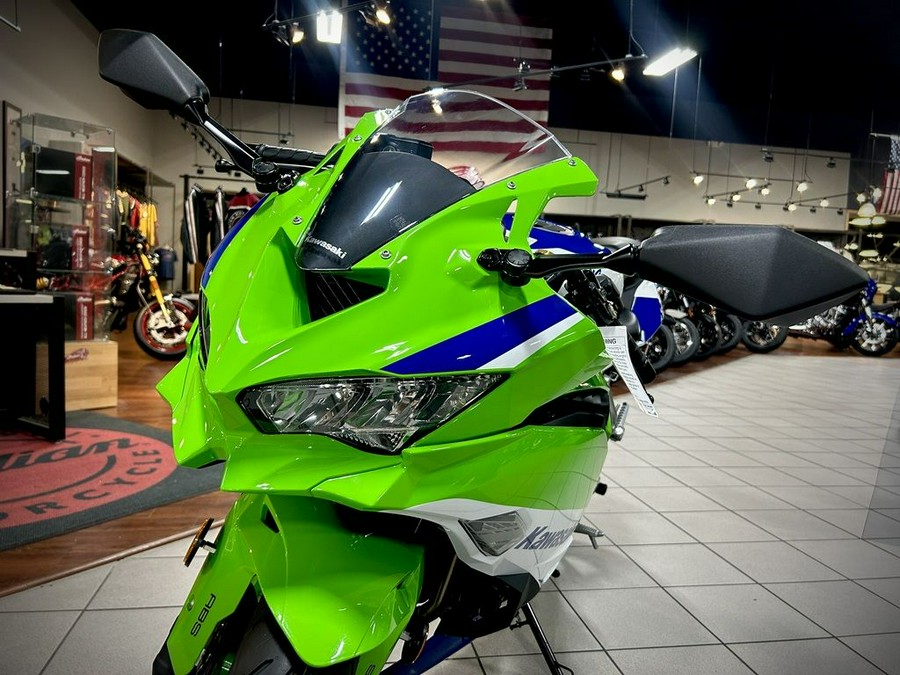 2024 Kawasaki Ninja® ZX™-4RR 40th Anniversary Edition ABS