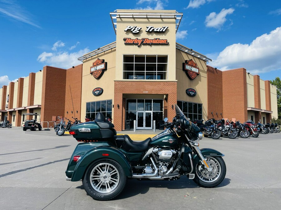 2024 Harley-Davidson Tri Glide Ultra FLHTCUTG