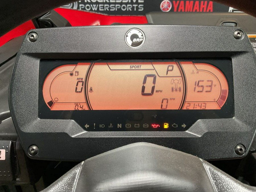 2026 Can-Am® Commander XT 1000R