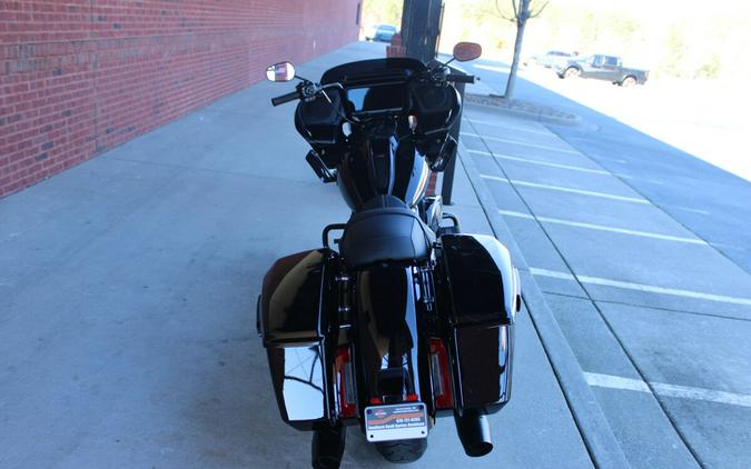 2026 Harley-Davidson® Road Glide® Vivid Black Black Trim