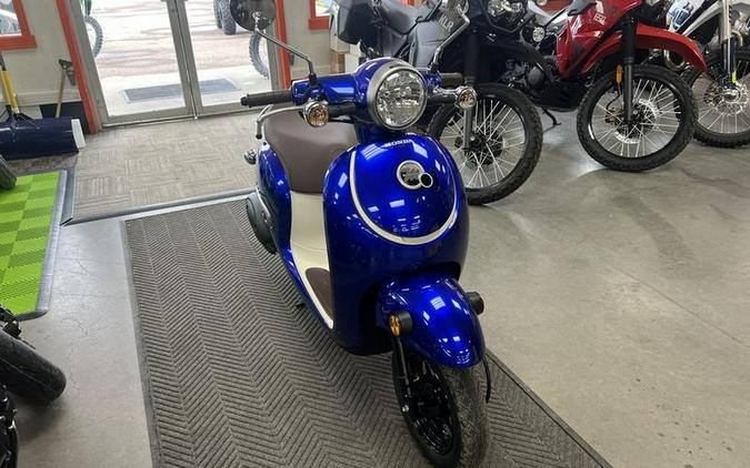 2024 Honda® Metropolitan