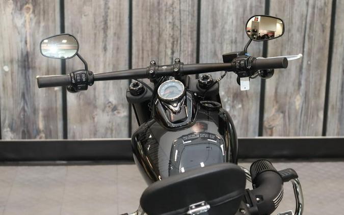 2018 Harley-Davidson® FXFB - Softail® Fat Bob®