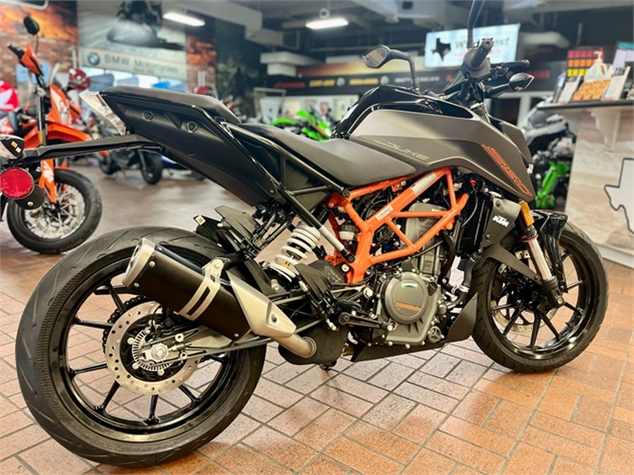 2023 KTM 390 Duke