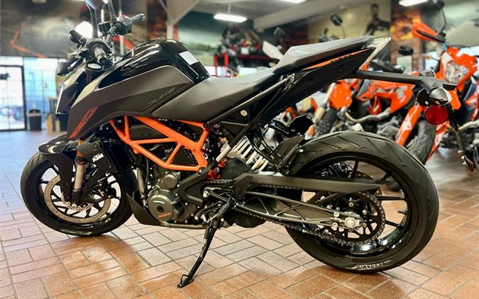 2023 KTM 390 Duke