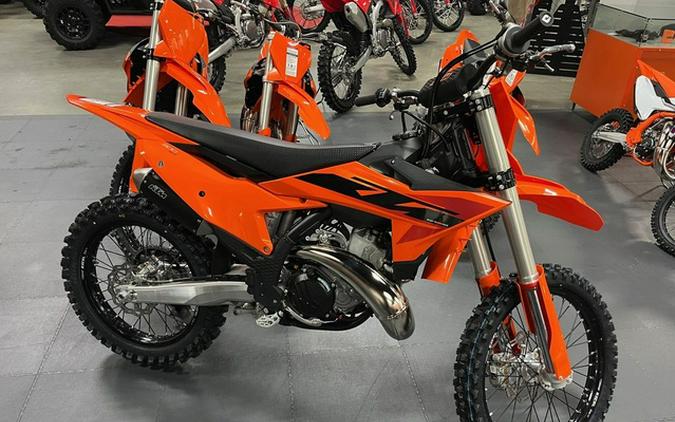2025 KTM SX 300