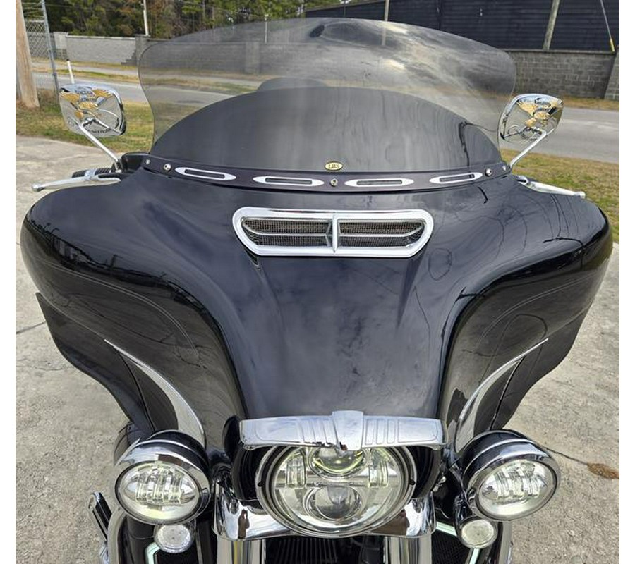 2019 Harley-Davidson® FLHTCUTG - Tri Glide® Ultra