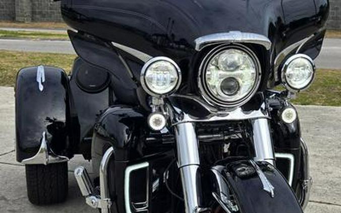 2019 Harley-Davidson® FLHTCUTG - Tri Glide® Ultra
