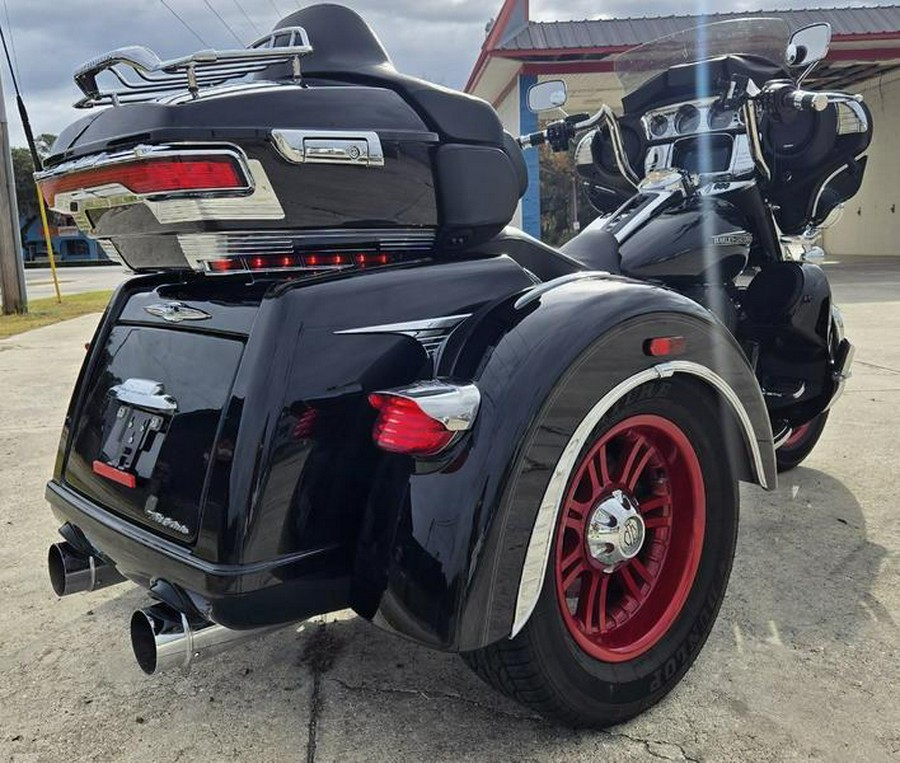 2019 Harley-Davidson® FLHTCUTG - Tri Glide® Ultra