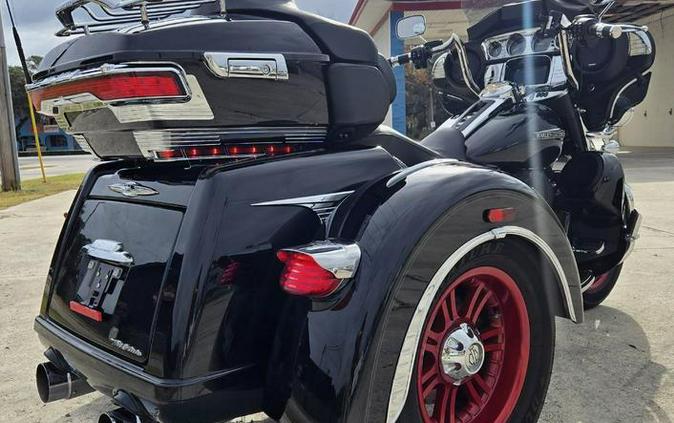 2019 Harley-Davidson® FLHTCUTG - Tri Glide® Ultra