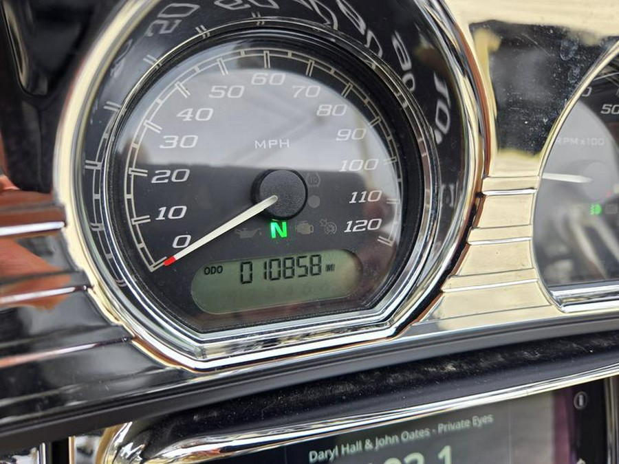 2019 Harley-Davidson® FLHTCUTG - Tri Glide® Ultra