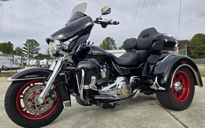 2019 Harley-Davidson® FLHTCUTG - Tri Glide® Ultra