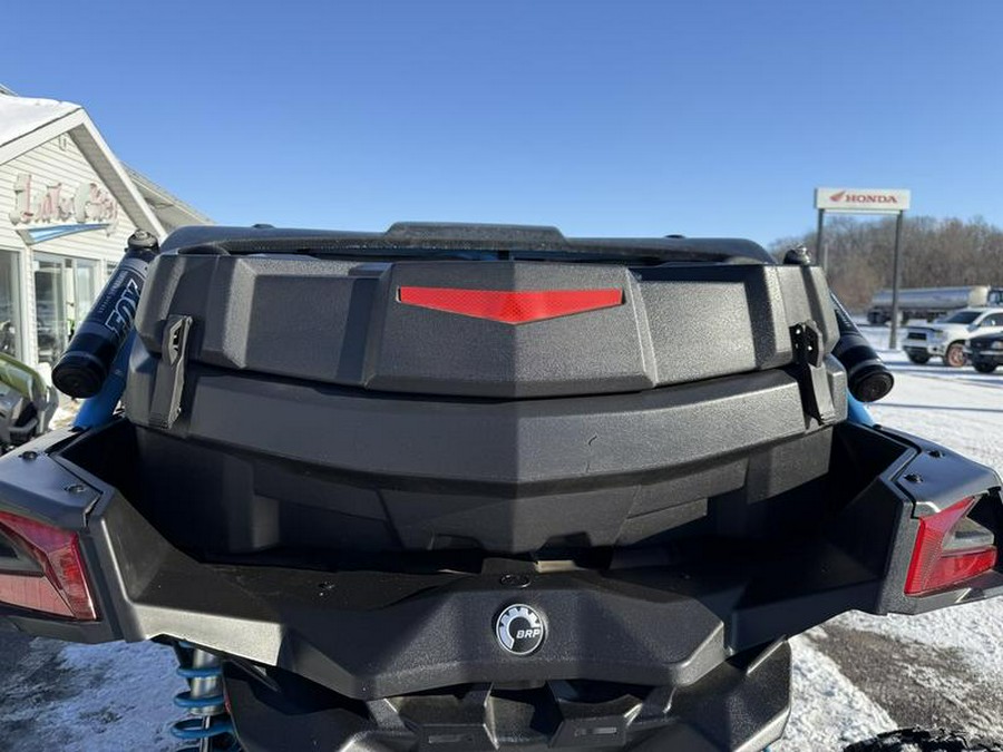 2019 Can-Am® Maverick™ X3 X™ rc Turbo R