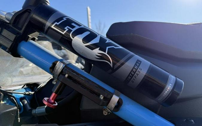 2019 Can-Am® Maverick™ X3 X™ rc Turbo R