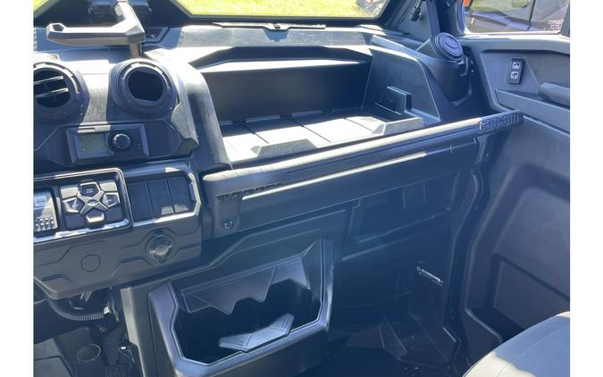2025 Defender MAX Limited HD10 - Can-Am