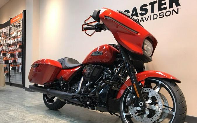 2024 Harley-Davidson® Street Glide® Whiskey Fire