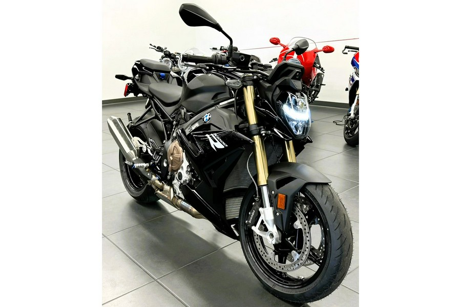 2024 BMW S 1000 R