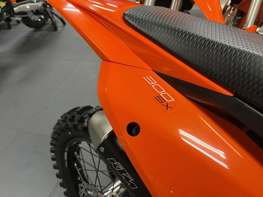 2025 KTM SX 300