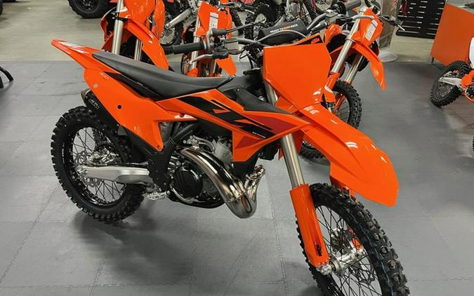 2025 KTM SX 300