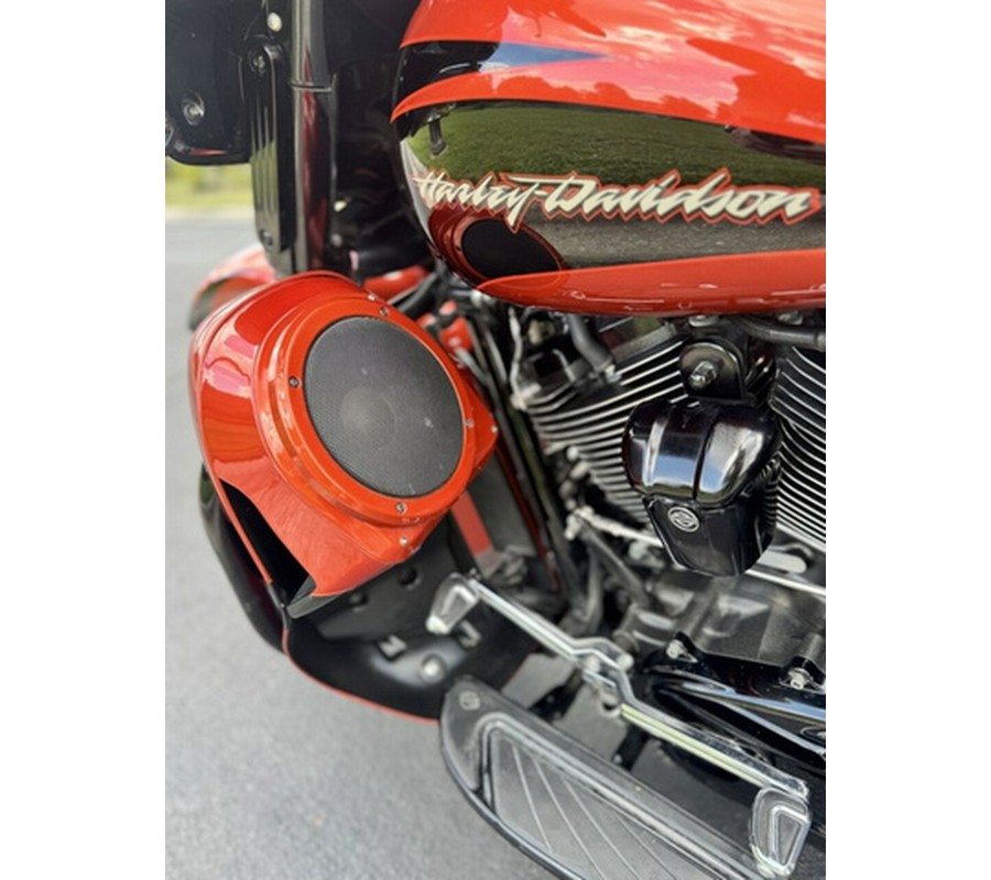 2017 Harley-Davidson FLHXSE - CVO Street Glide