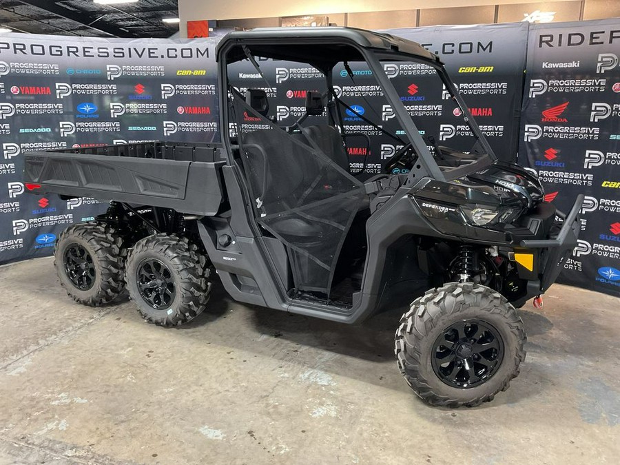 2026 Can-Am® Defender 6x6 XT HD10