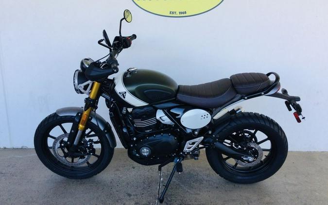 2024 Triumph Scrambler 400 X Matte Khaki Green / Fusion White