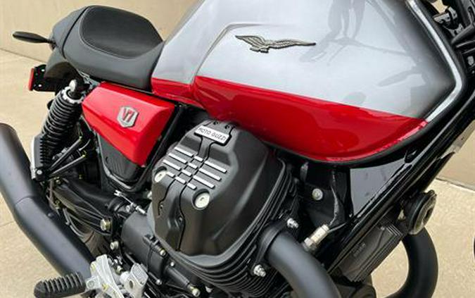 2024 Moto Guzzi V7 Stone Corsa