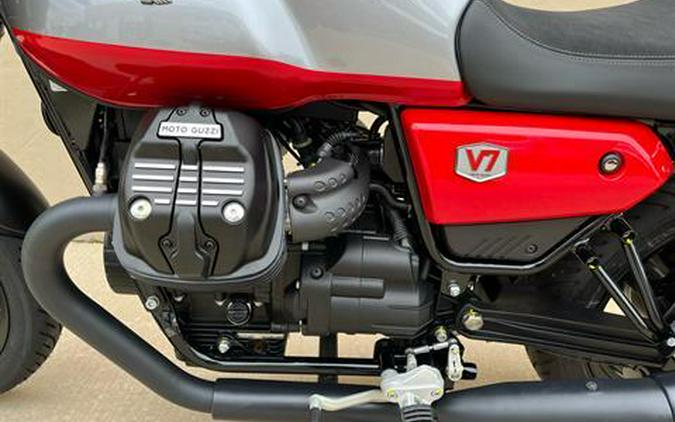 2024 Moto Guzzi V7 Stone Corsa