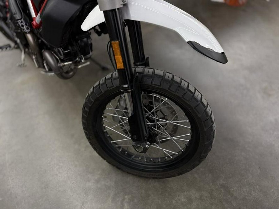 2020 Ducati Scrambler Desert Sled White Mirage