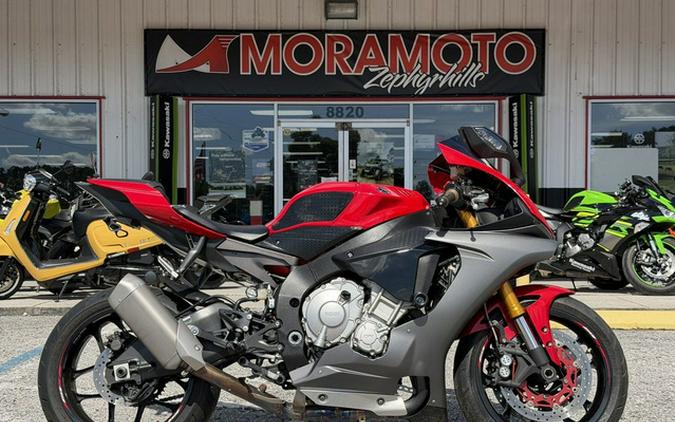 2015 Yamaha YZF R1