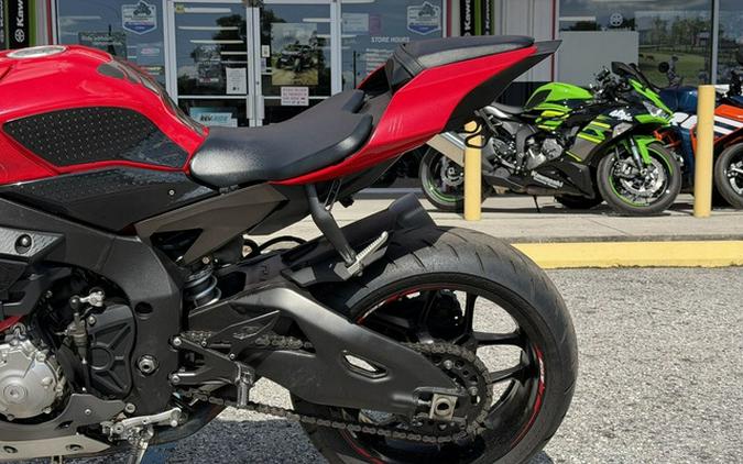 2015 Yamaha YZF R1