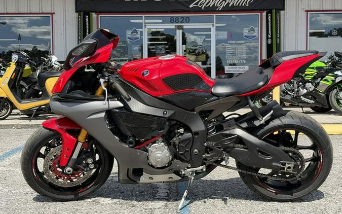 2015 Yamaha YZF R1
