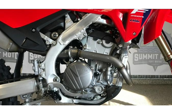 2026 Honda CRF 250R (CRF250RT)
