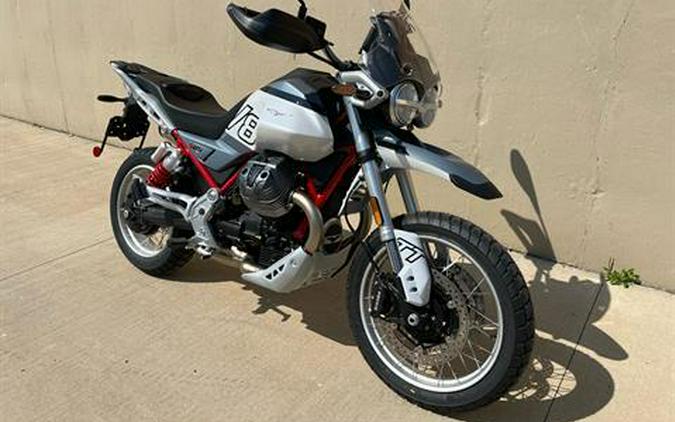 2025 Moto Guzzi V85 TT