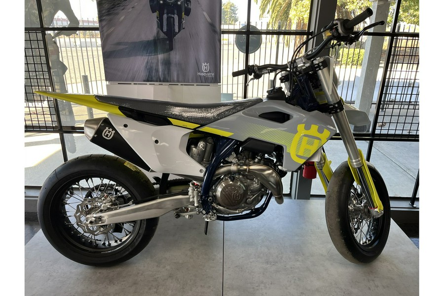 2024 Husqvarna Motorcycles FS450 SUPERMOTO