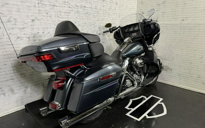 2015 Harley-Davidson Electra Glide Ultra Classic Low BLACK MAGIC