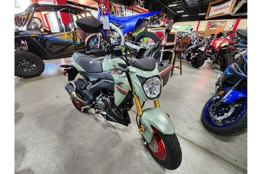 2023 Kawasaki Z125 PRO