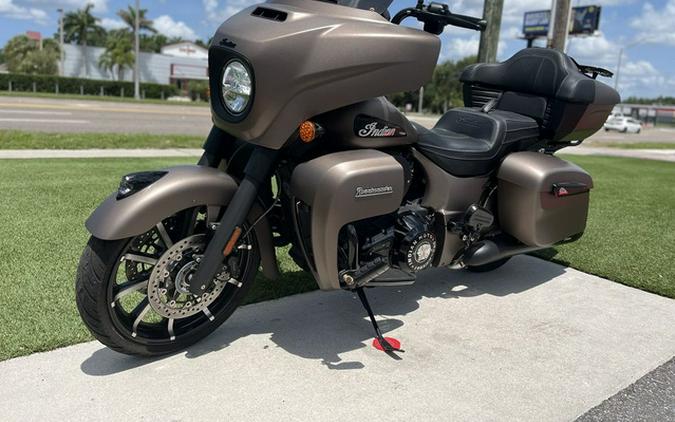 2021 Indian Roadmaster Dark Horse