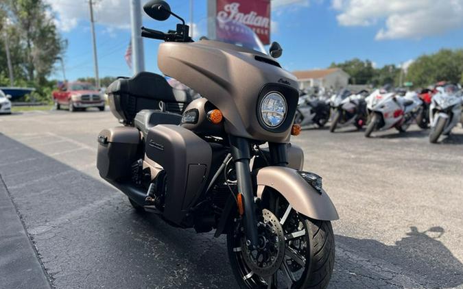 2021 Indian Roadmaster Dark Horse