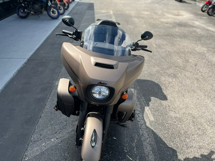 2021 Indian Roadmaster Dark Horse