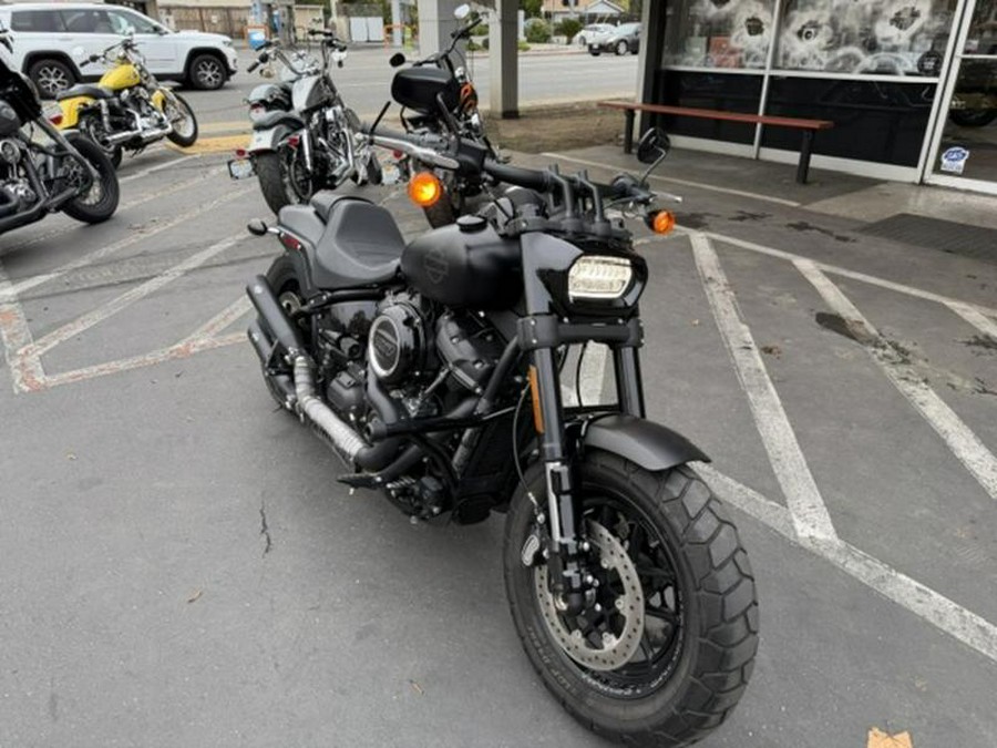 2018 Harley-Davidson® FXFB - Softail® Fat Bob®