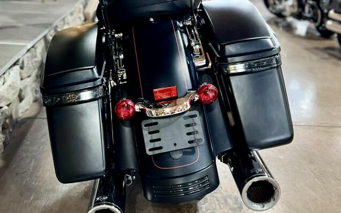 2015 FLTRXS - Road Glide Special