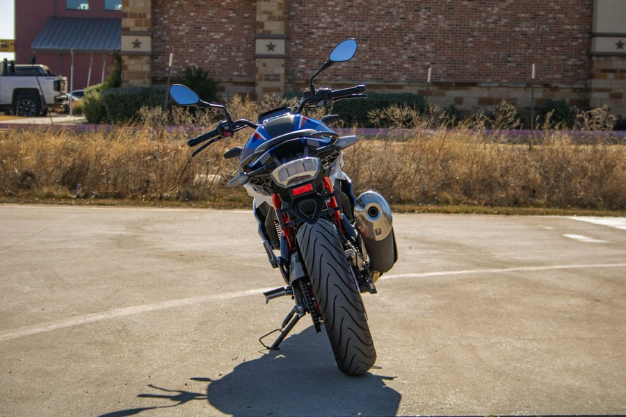 2025 BMW G 310 R Style Sport