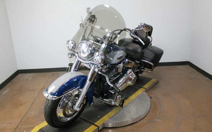 Harley-Davidson® Heritage Classic 2023 BIL BLU/BIL GRY