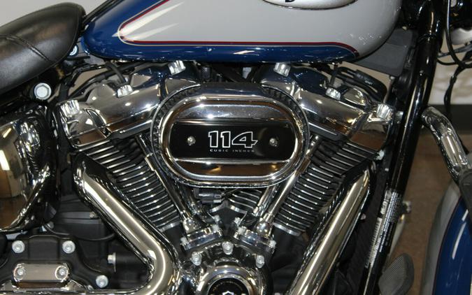 Harley-Davidson® Heritage Classic 2023 BIL BLU/BIL GRY
